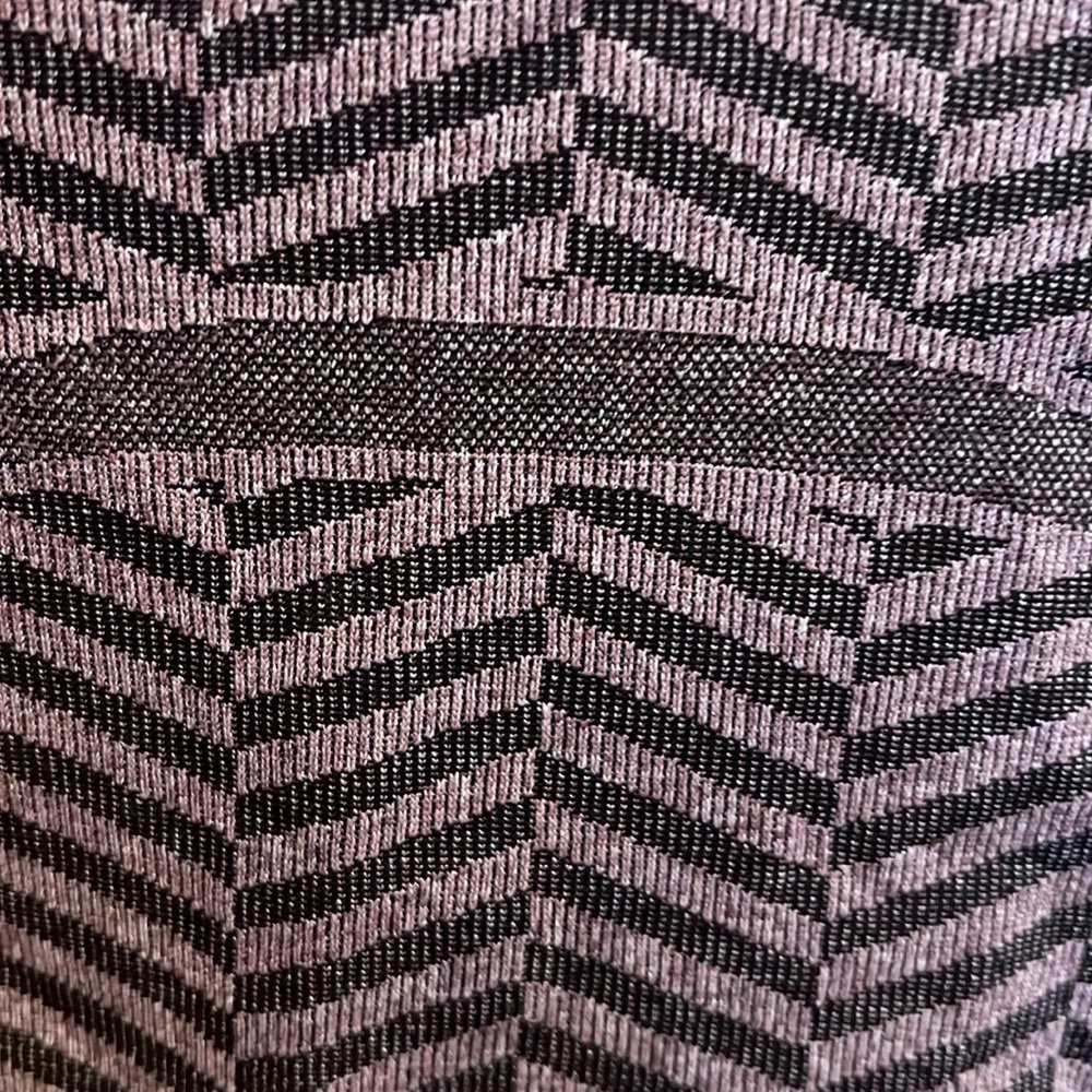 Lululemon Run: Swiftly Tech Racerback-Size 4 - image 2